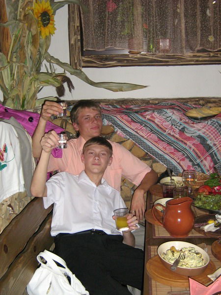 Неизвестно Неизвестно