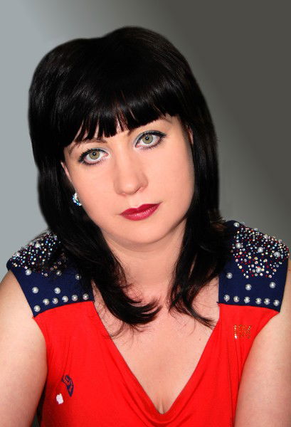 Елена Николаева