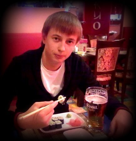 Артём Артюхов