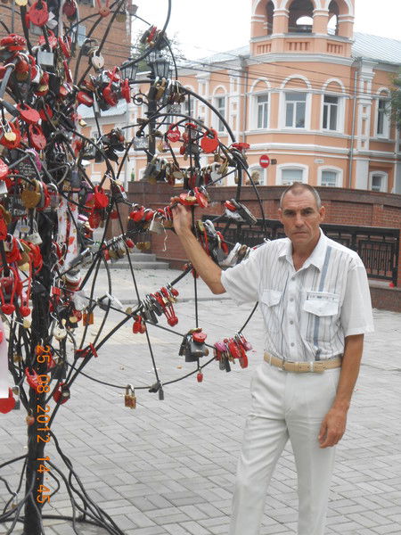 Андрей Горшков