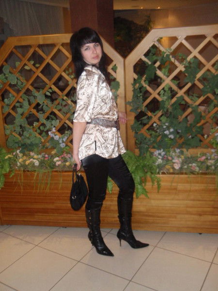 Оля Миронова