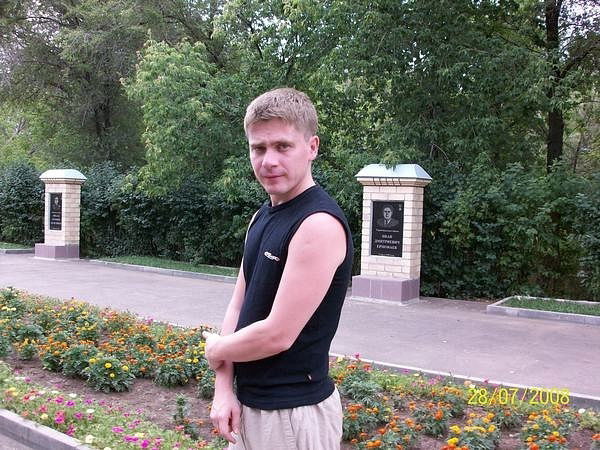 Рустам Нурисламов