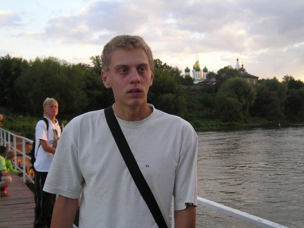 Денис Новиков