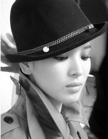 Ернар И Айгерима Имановы