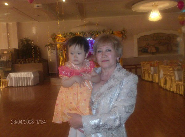 Айман Жакенова