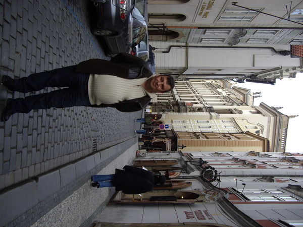 Олег Мартиросян