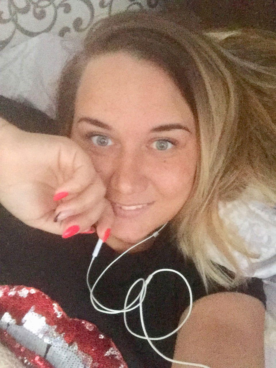 Юлька Степанова