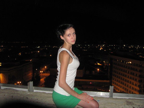 Лена Попова