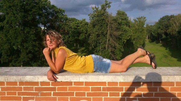 Лена Максимова