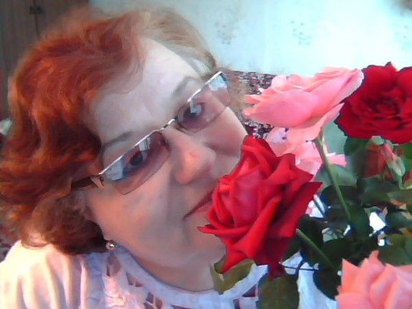 Нина Карачинцева