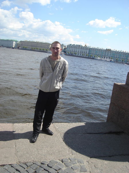 Александр Власов