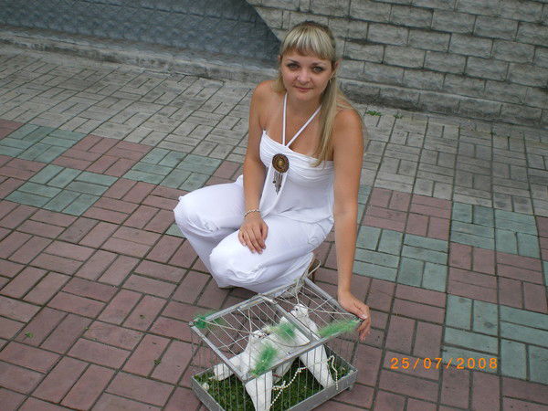 Лена Катько