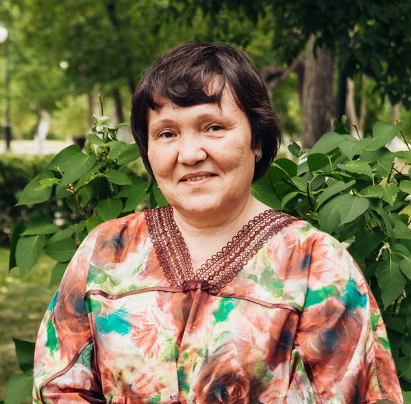 Нина Елесина