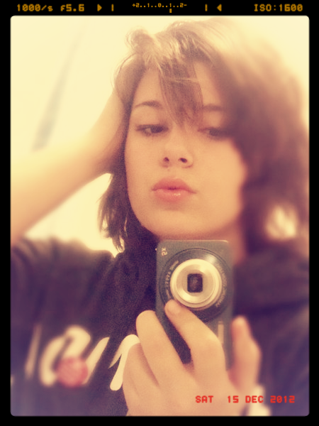 *бландинка Момо*