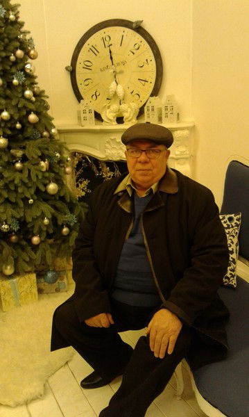 Анатолий Упыренко