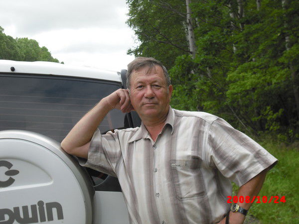 Анатолий Манахов