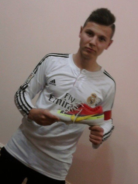 Алишер Аманбаев