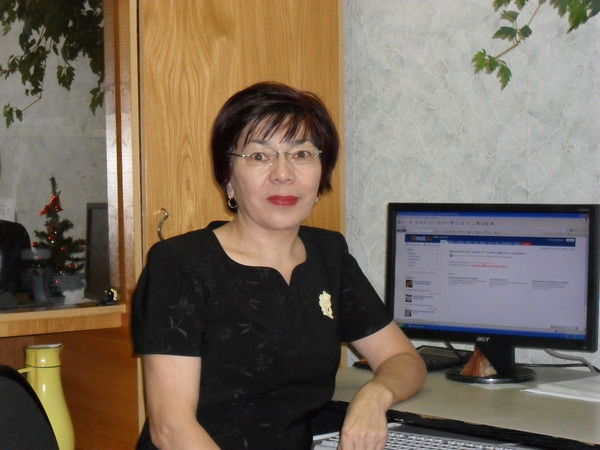 Лена Карычева