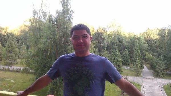 Владимир Алеев