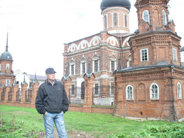 Виктор Орешков