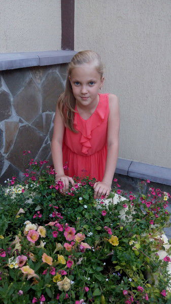 Алёна Ахкоз