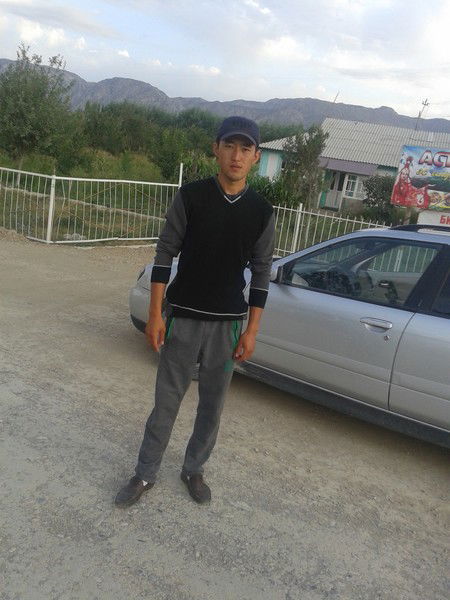 Азамат Узбеков