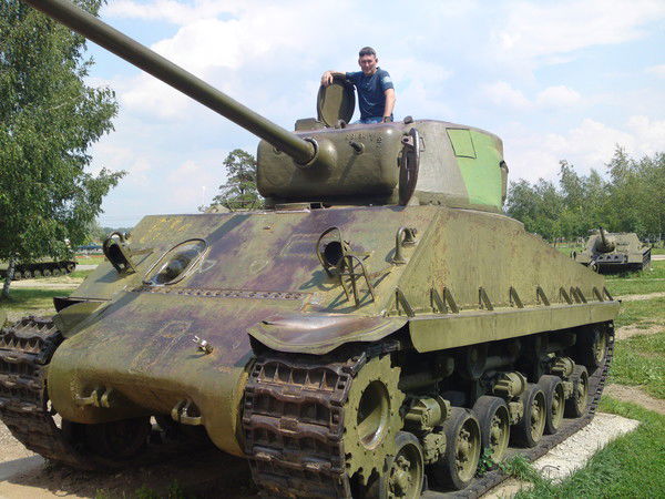 Эдуард Бухарев