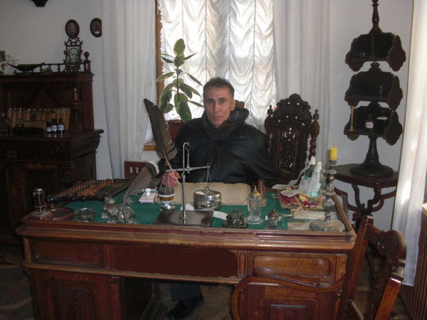 Виктор Ярошенко