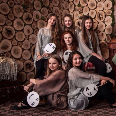 Юлия Попова