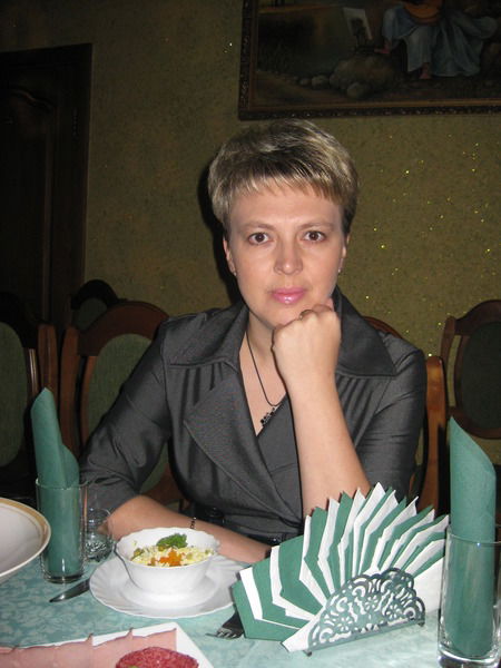 Лена Шкребенок