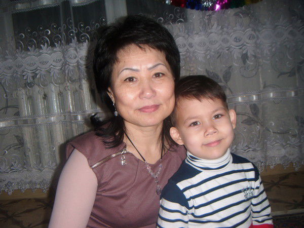 Люба Умарова