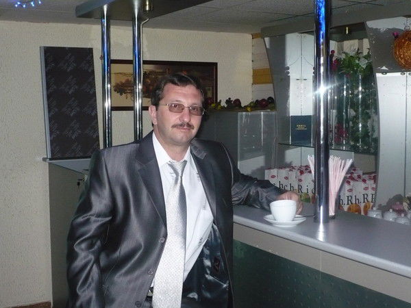 Александр Слезко