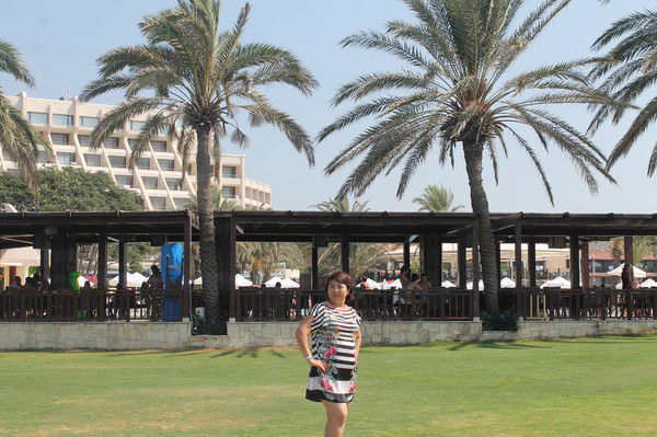 Айнаш Момбаева