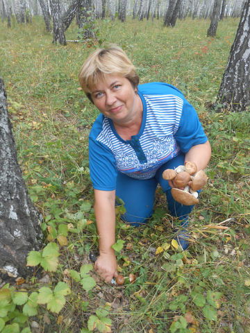 Елена Парага