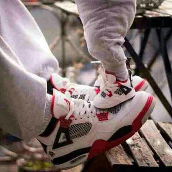 Соня Иламанова