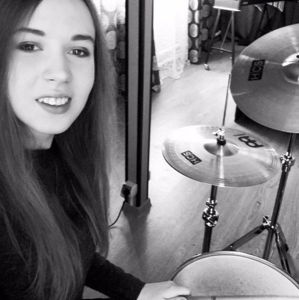 Оля Биллова