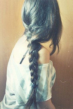 Гульден Ахметова