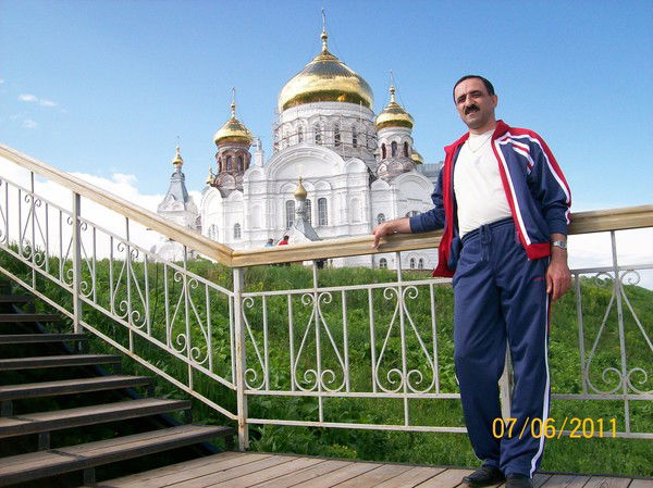 Роберт Карапетян