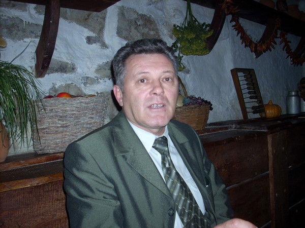 Венер Динекеев