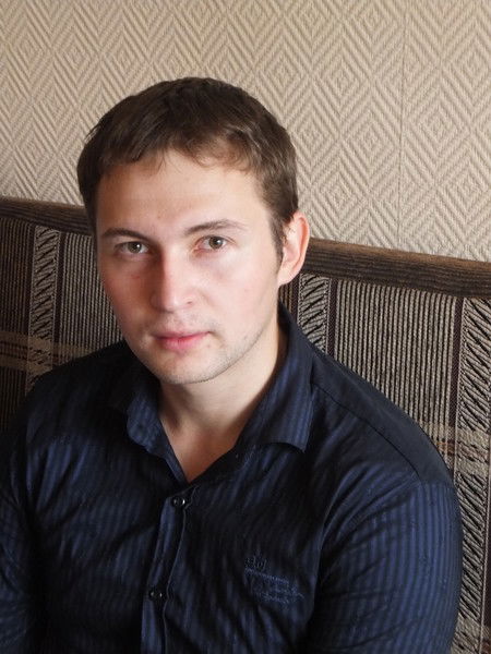 Александр Дёмин