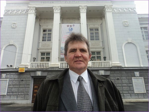 Виктор Сабуров