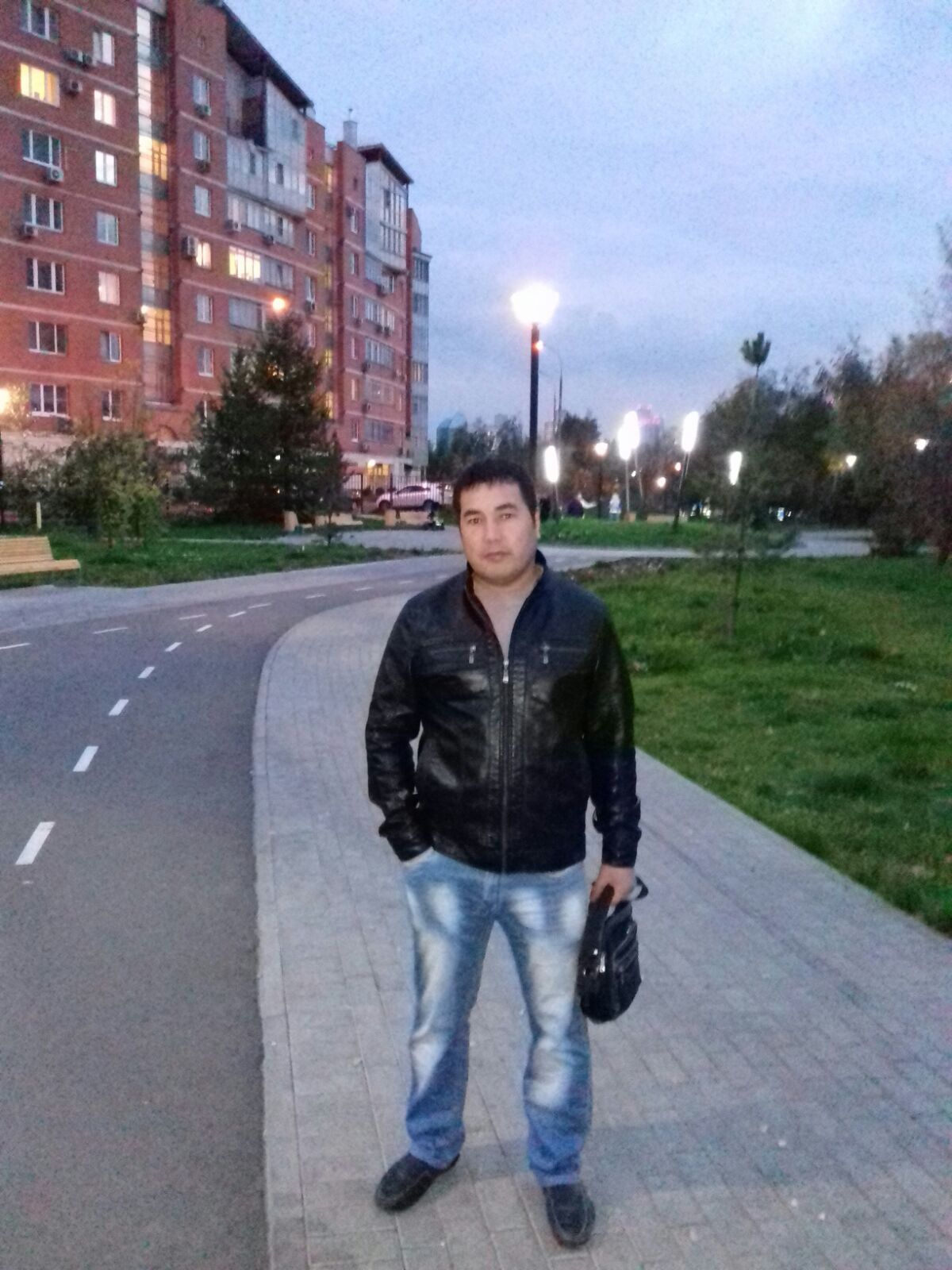 Бакытбек. Тойгонбаев.