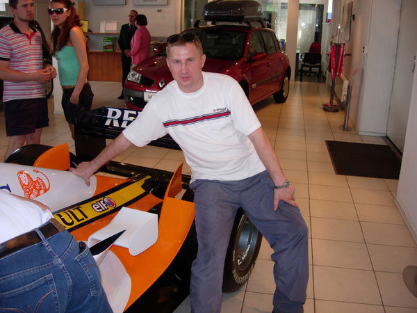 Игорь Попов