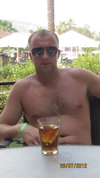 Роман Чуженьков