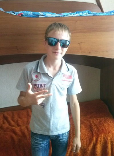 Денис Каргаполов