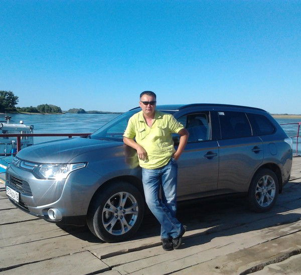 Руслан Омаров