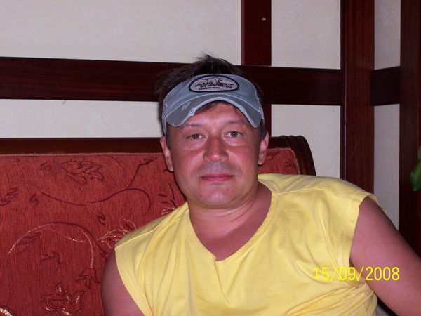 Александр Рыжов