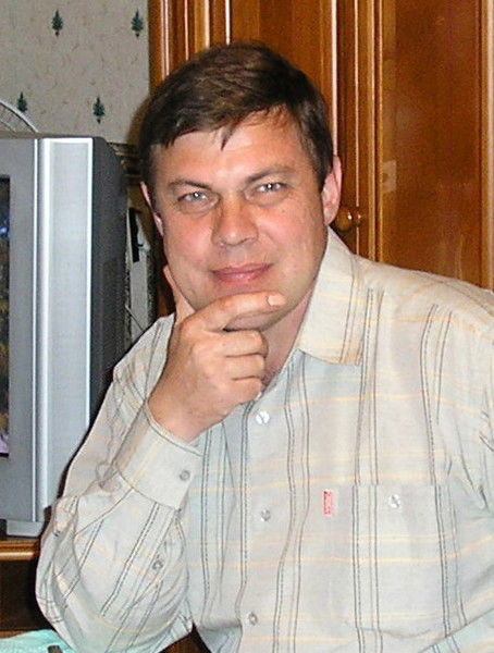 Анатолий Иванов