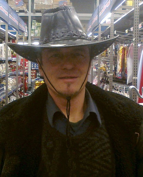 Игорь Кожатов