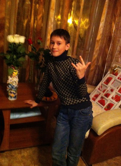 Артём Котельников